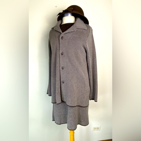Joan Vass USA Knit Suit, Size 2 – Timeless Elegance - Picture 1 of 10
